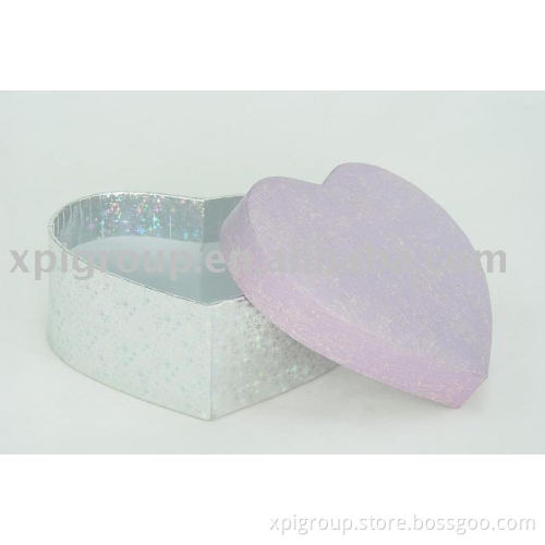 simple heart shape gift box